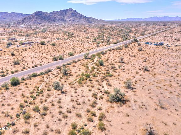 4th image of 54802 W BARNES Road #-