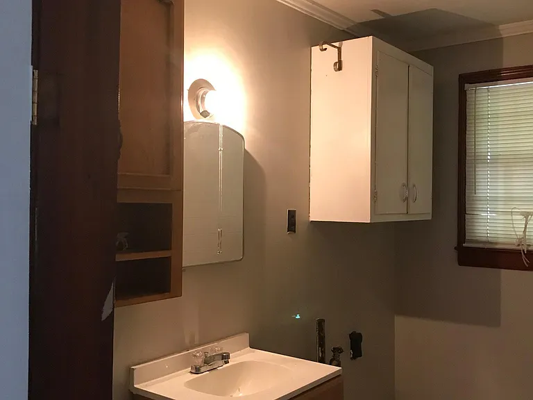249 Meadowdale Dr — Photo 7