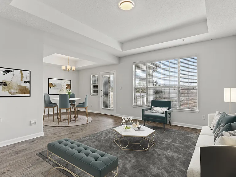 Clover Apartments — Photo 1
