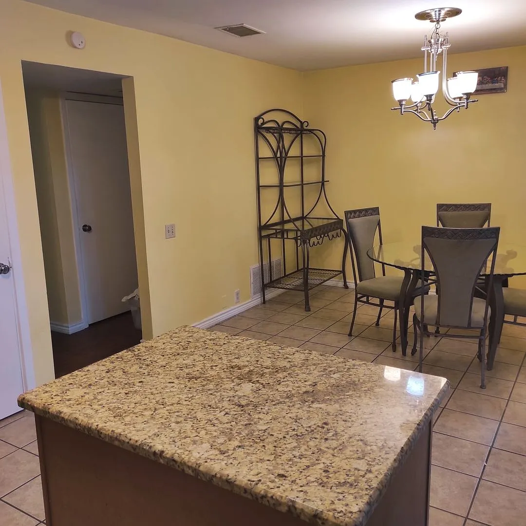 Rooms in 4 Bedroom Home at Leisure Dr — Photo 4