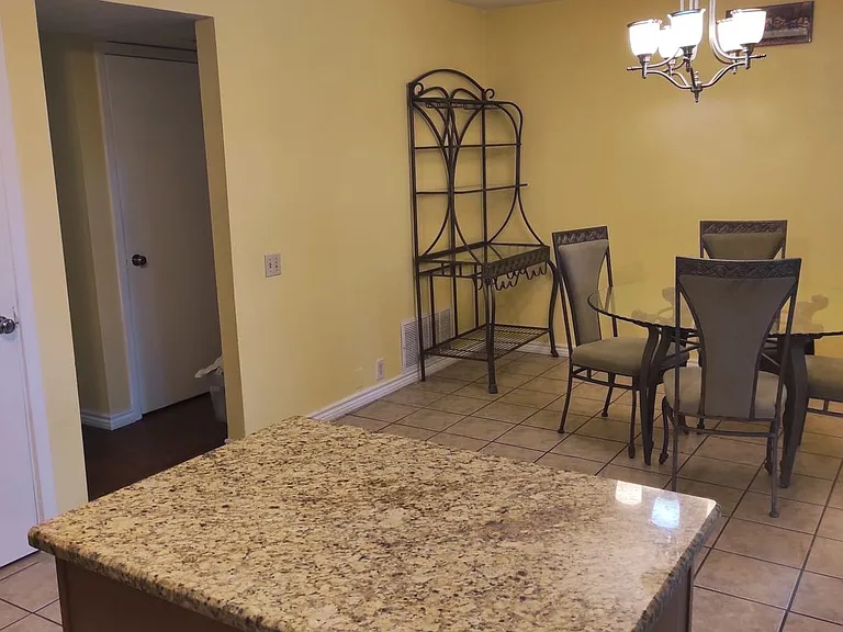 11824 Leisure Dr — Photo 4