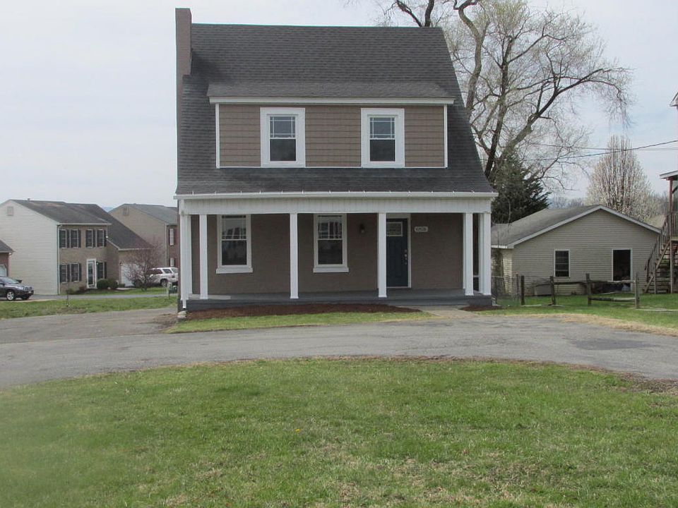 2nd image of 6826 Wood Haven Rd