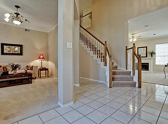 3rd image of 3404 Waltham Dr