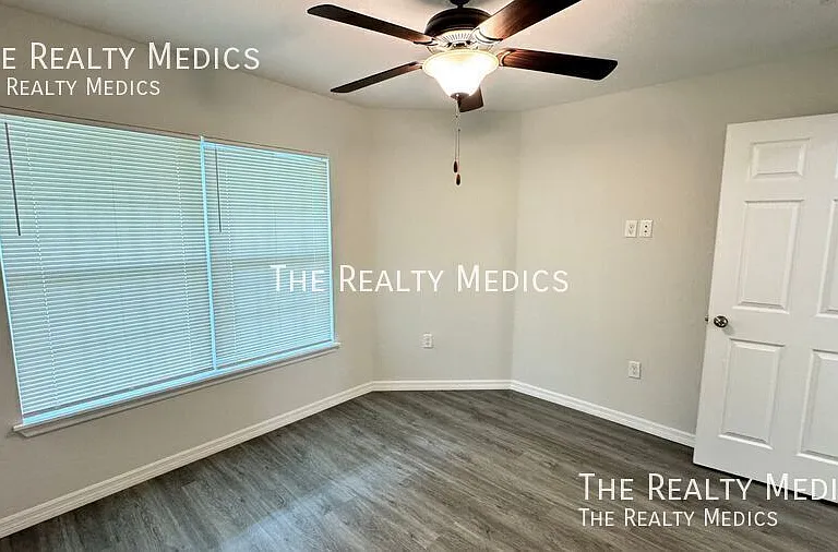 4167 Hammock Rd — Photo 22