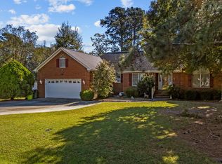 106 Hyde Ct, New Bern, NC 28562