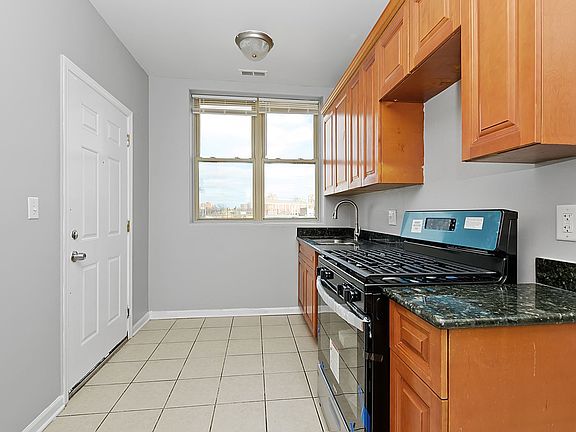 5th image of 7527-7529 S Colfax Ave #7529-2S