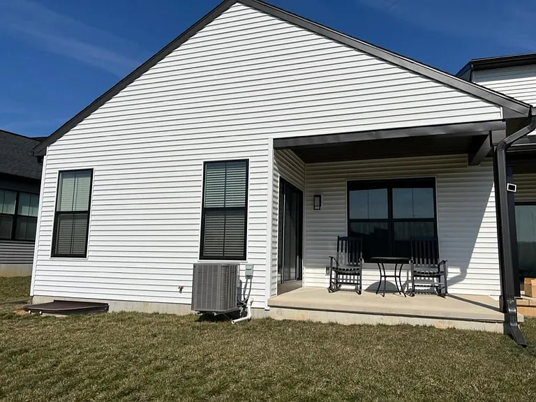 106 Edge Towne Ln — Photo 16
