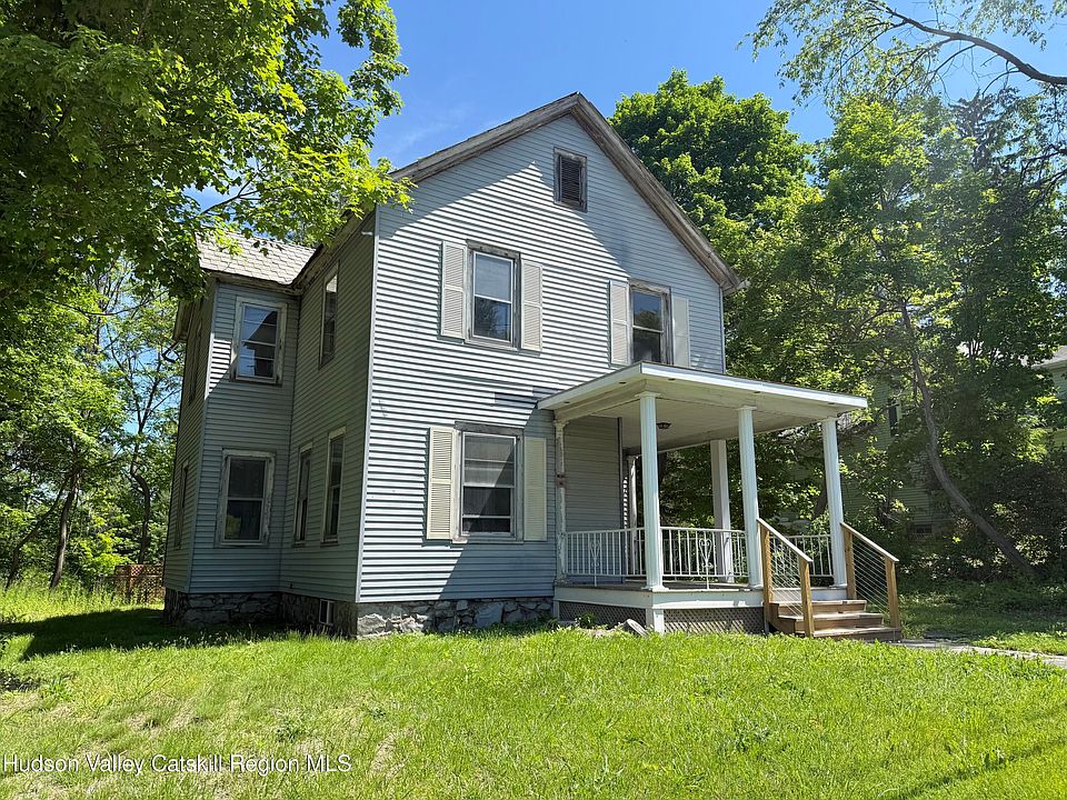 1st image of 14 Maple Street