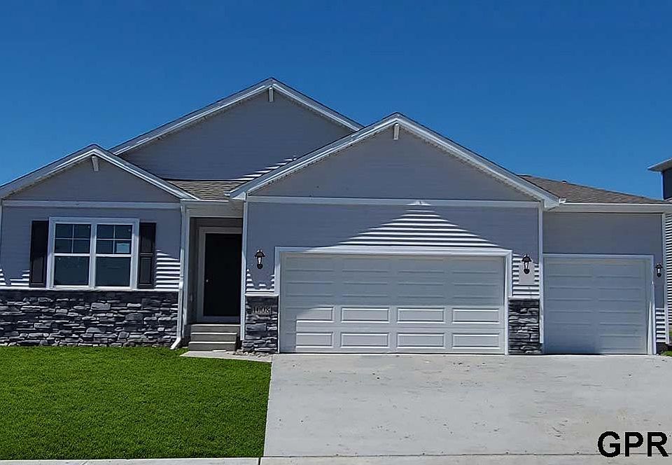 1st image of 8515 S 184th St