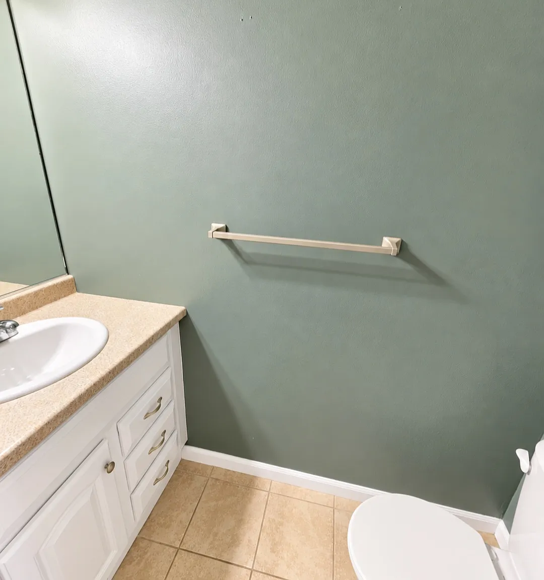 2 bed, 2.5 bath, 1274 sqft, $2,300 — Photo 1