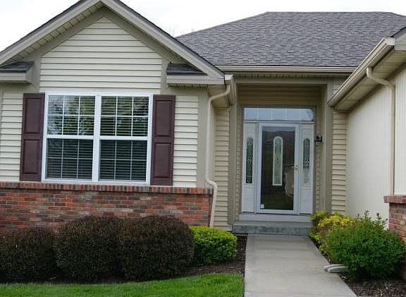 2nd image of 2808 S Woodbury Dr