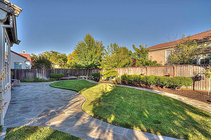 2nd image of 10 Cattleya Ct