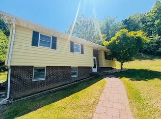 811 Anderson Ave, Marion, VA 24354