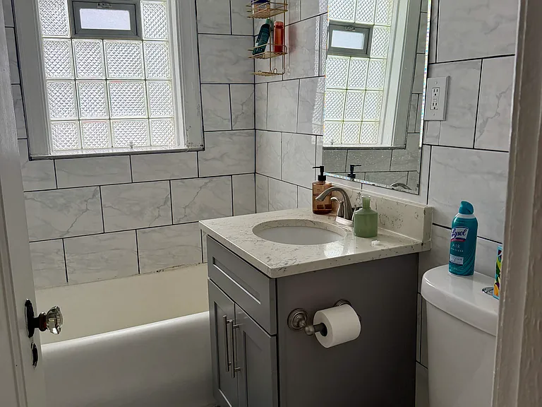 7355 Lindell Blvd #206 — Photo 9