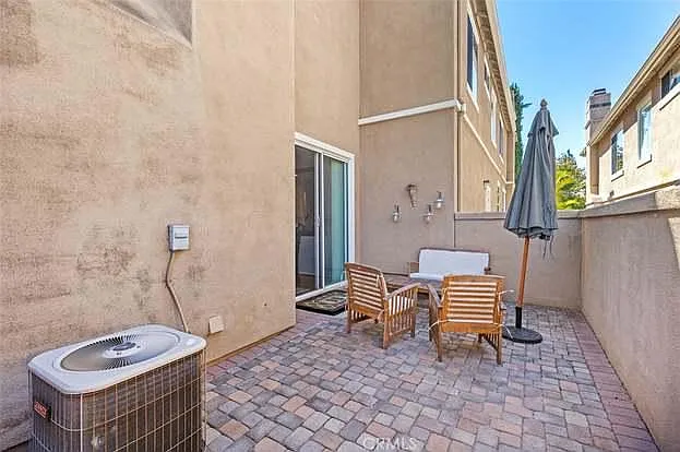241 Seacountry Ln — Photo 15