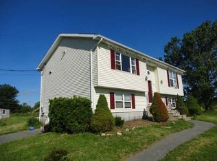 380 Town Farm Rd, Pascoag, RI 02859