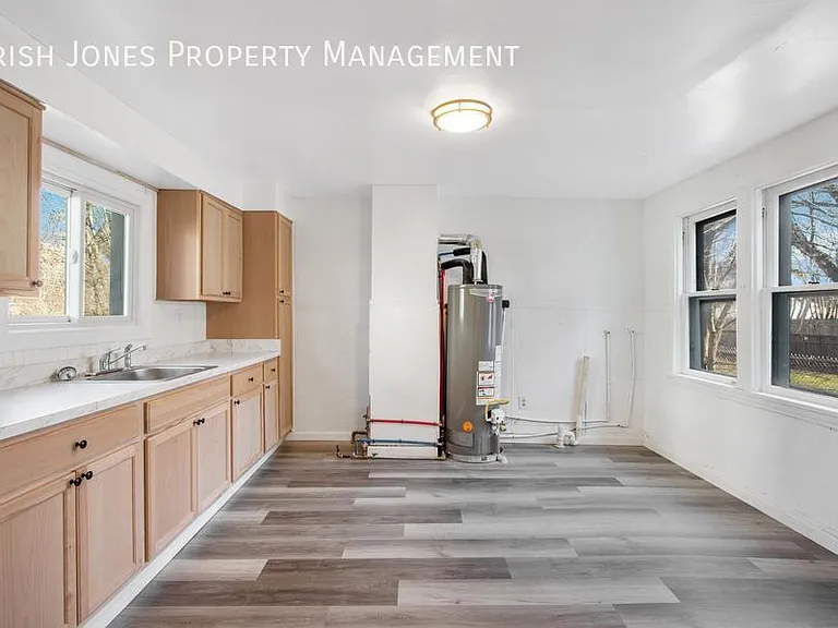 35 Benzinger St #1 — Photo 2