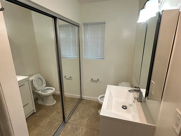 The Reef Apartments — Photo 37