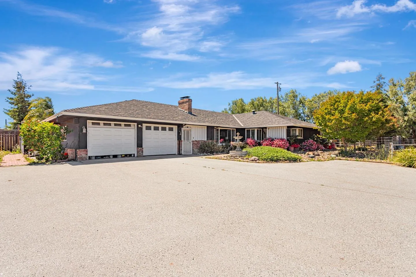14205 Sycamore Ave photo 1