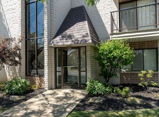 18001 Lake Shore Blvd #WS2-303, Cleveland, OH 44119