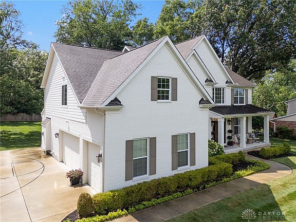 2nd image of 10435 Londonderry Ct