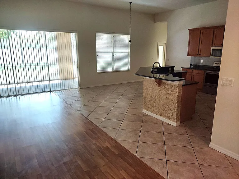 1003 Lumsden Trace Cir — Photo 23