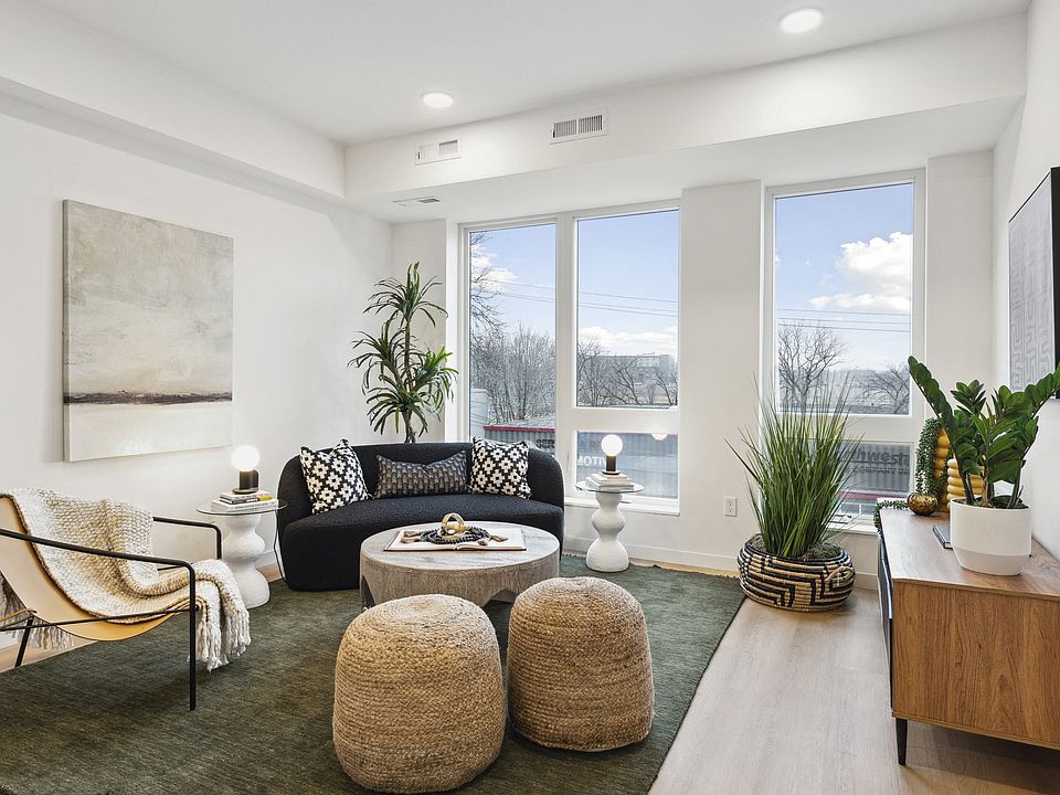 Olson 5 Living Room