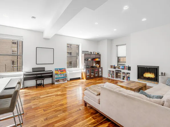 425 West End Avenue 5B image 3 of 17