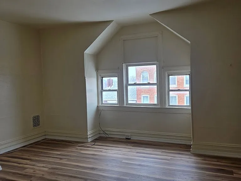 654 Chestnut St — Photo 7