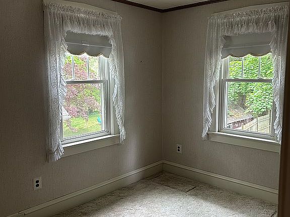 4th image of 212 Swarthmore Rd