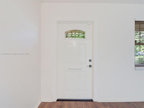 5th image of 1435 W Trammell St