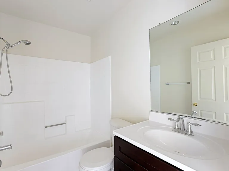 8541 Foothill Blvd., Sunland — Photo 49