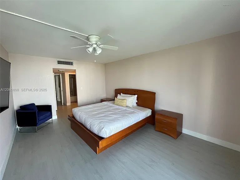 3375 N Country Club Dr #803 — Photo 8