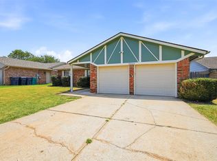 10444 Fairfax Ln, Yukon, OK 73099