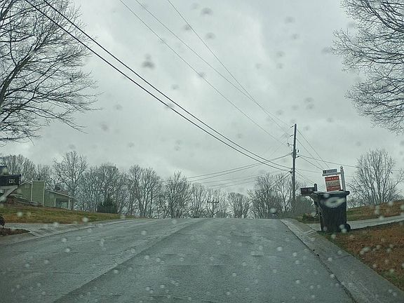 4th image of 90 Water Way Trl