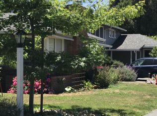 1047 Marcussen Dr, Menlo Park, CA 94025