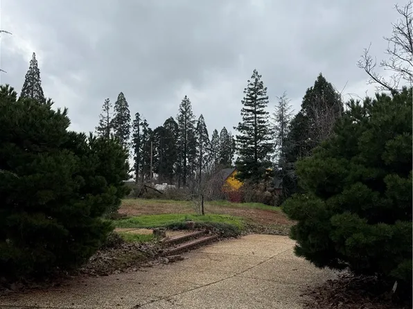 1674 Sweetbriar Ln #3, Paradise, CA 95969