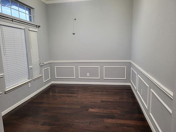 Formal dining room