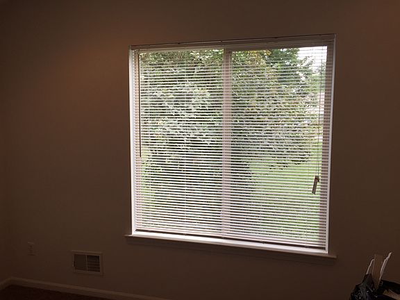 Large Windows in Living Room/Kitchen