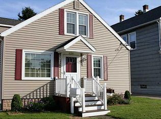 639 E 29th St, Erie, PA 16504