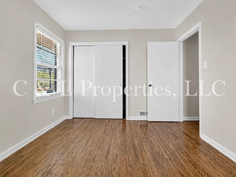 102 Ilene St — Photo 16