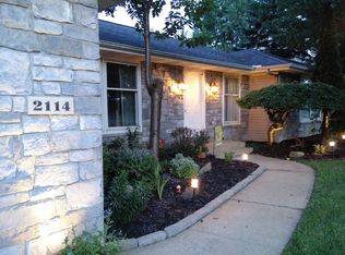 2114 N Sunset Dr, Warsaw, IN 46580