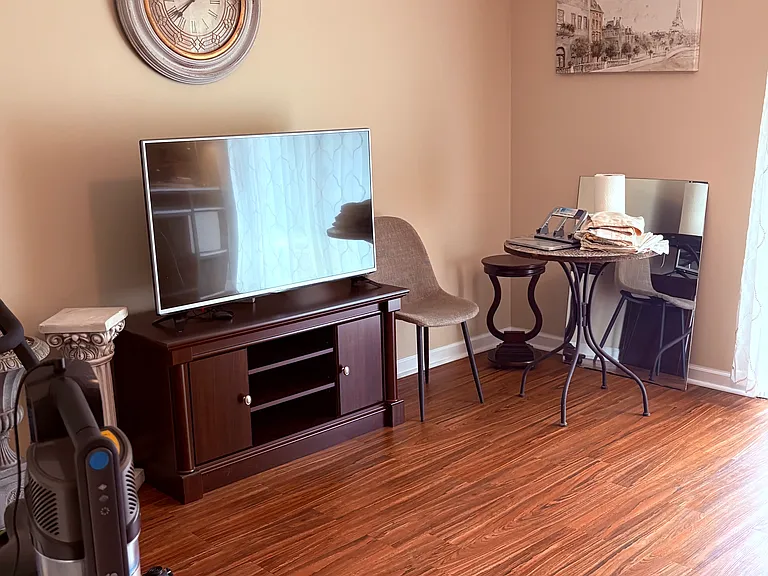 2806 Drake Ct — Photo 10