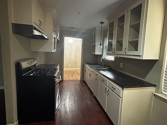5th image of 659 W Pentagon Pkwy