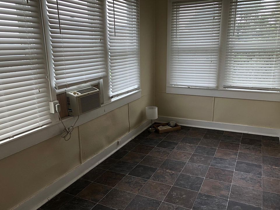 1st image of 301 W Magnolia Ave APT 5