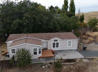 825 W 3rd St, Arlington, OR 97812