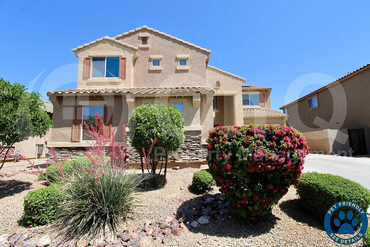 4 bed, 2.5 bath, 3508 sqft, $4,550 — Photo 1