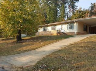 3304 Maynard Cir, Gainesville, GA 30506