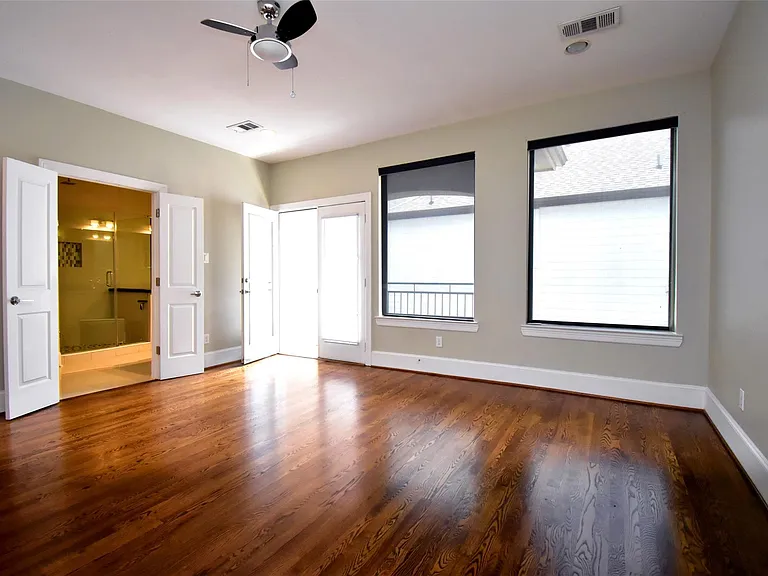 1538 W 23rd St #C — Photo 15