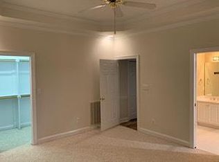 5944 Dahlberg Dr, Raleigh, NC 27603